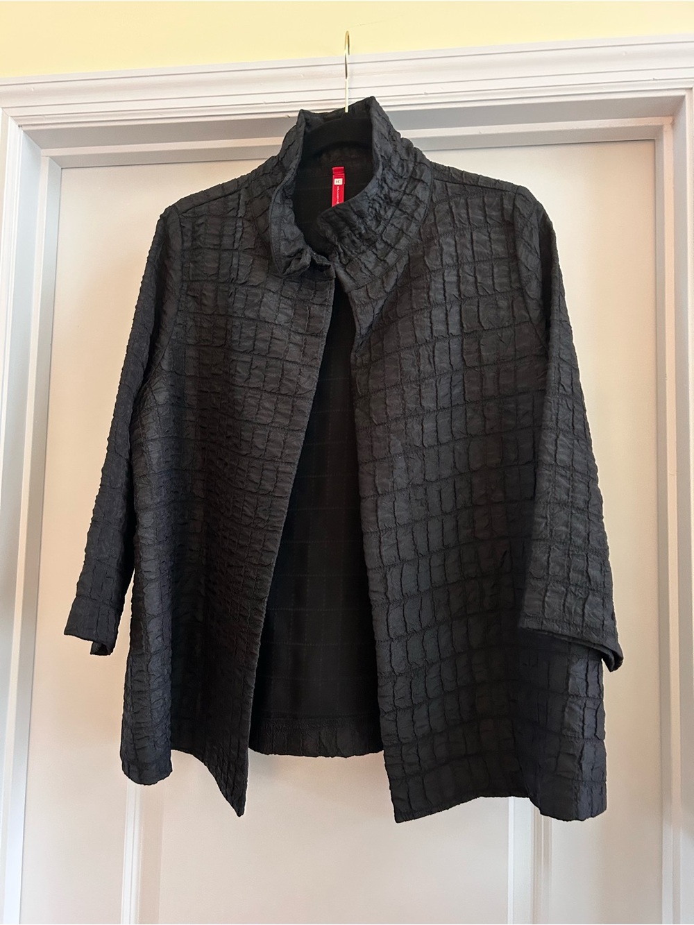 IC Collection Connie K Black Textured Crinkle Jacket L Made USA Large